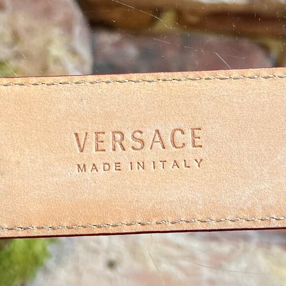 VERSACE Hexagon Medusa Buckle Red Leather Belt 100/4 (SZ XL) main image 9